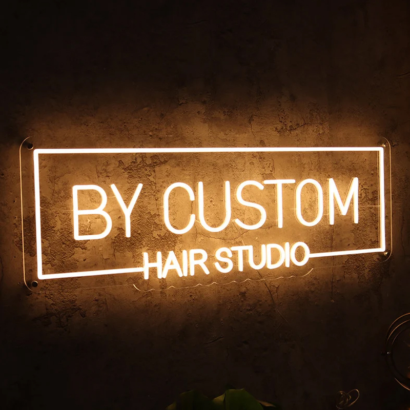 Custom Neon Sign Personalise L - огляд і ціна Lighting Decor Company
